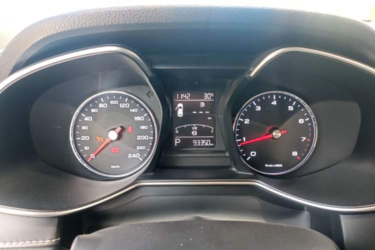 Used MG 6 2017 20T Automatic Luxury Smart Connect Version China V Standard Instrument Cluster