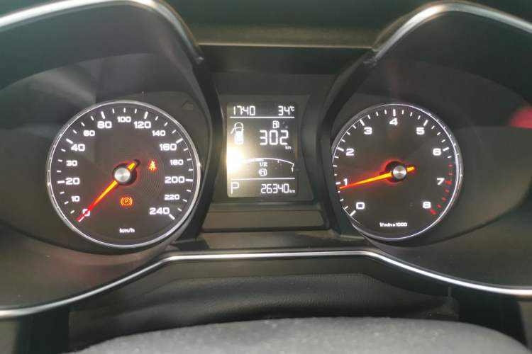 Used MG 6 2017 20T Automatic Luxury Smart Connect Version China V Standard Instrument Cluster