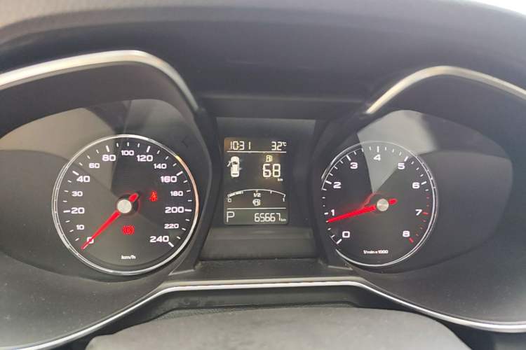 Used MG 6 2017 20T Automatic Elite Smart Connect Version China V Standard Instrument Cluster