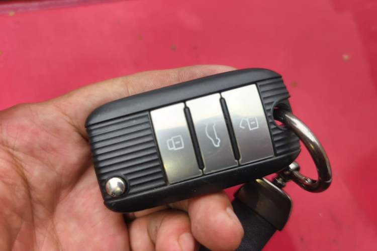 Used MG 6 2017 20T Automatic Luxury Smart Connect Version China V Standard Interior 1