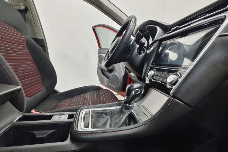 Used MG 6 2017 20T Automatic Elite Smart Connect Version China V Standard Interior 3