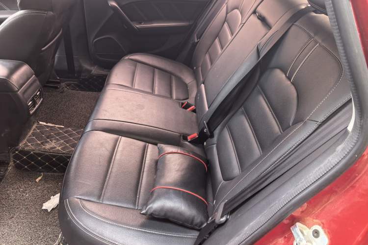 Used MG 6 2017 20T Manual Luxury Smart Connect Version China V Standard Interior 3