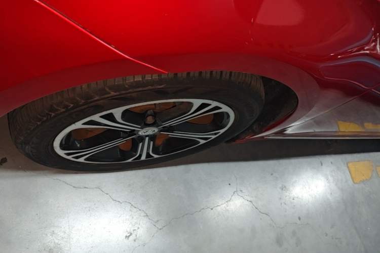 Used MG 6 2017 20T Automatic Luxury Smart Connect Version China V Standard Left Front Wheel Hub