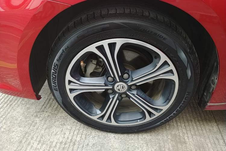 Used MG 6 2017 20T Automatic Luxury Smart Connect Version China V Standard Left Front Wheel Hub