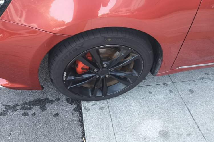 Used MG 6 2017 20T Automatic Trophy Prestige Internet Edition China V Standard Left Front Wheel Hub