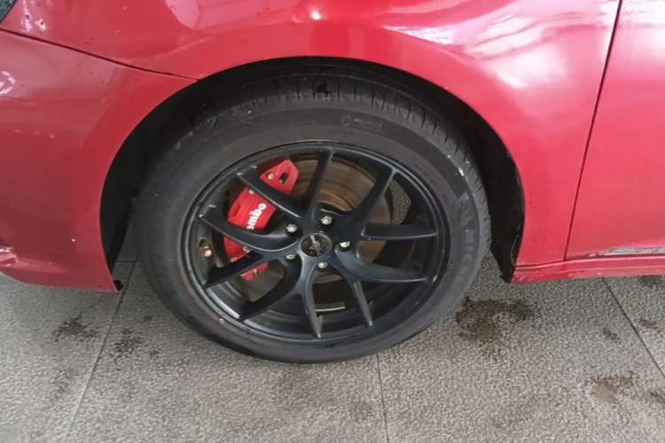 Used MG 6 2017 20T Automatic Luxury Smart Connect Version China V Standard Left Front Wheel Hub