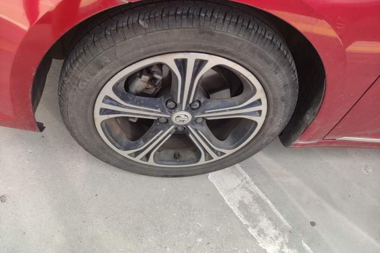 Used MG 6 2017 20T Manual Luxury Smart Connect Version China V Standard Left Front Wheel Hub