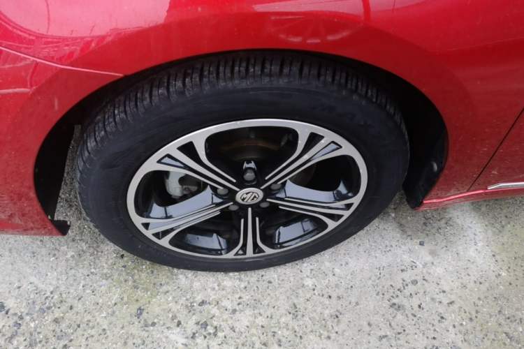 Used MG 6 2017 20T Automatic Luxury Smart Connect Version China V Standard Left Front Wheel Hub