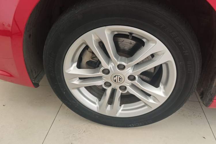 Used MG 6 2017 20T Automatic Elite Smart Connect Version China V Standard Left Front Wheel Hub