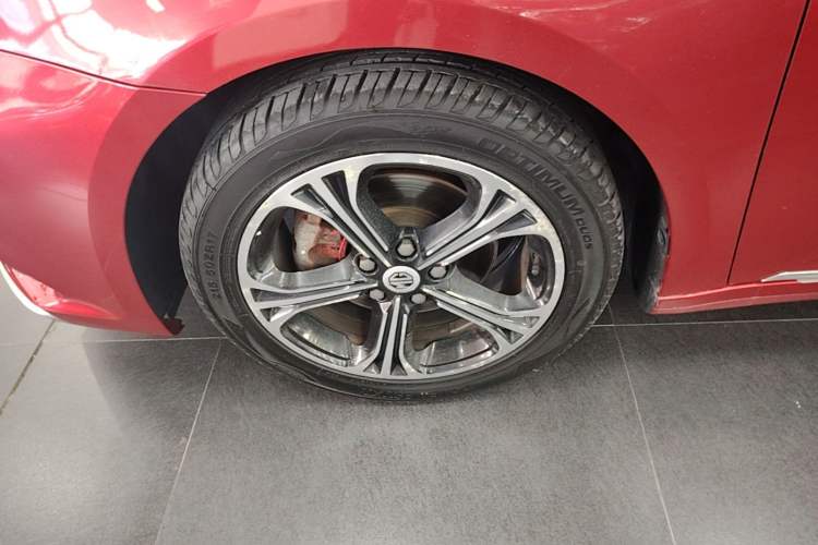 Used MG 6 2017 20T Automatic Prestige Internet Edition China V Standard Left Front Wheel Hub
