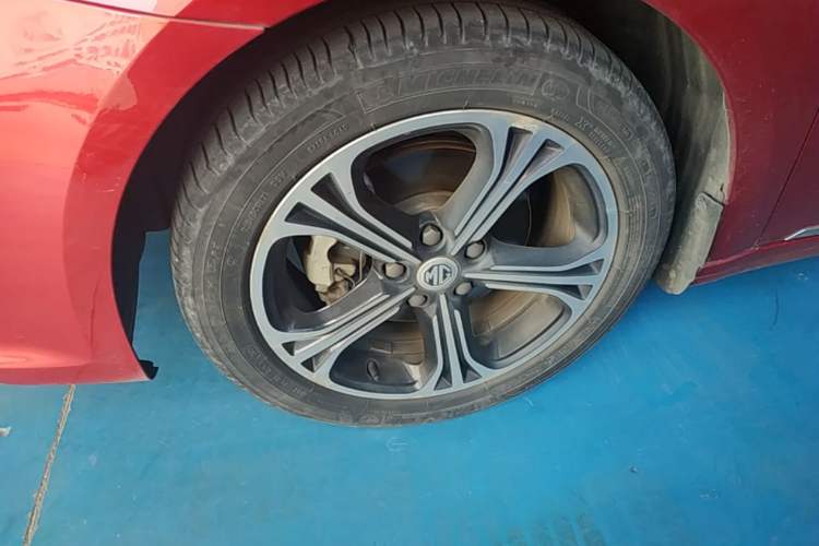 Used MG 6 2017 20T Automatic Luxury Smart Connect Version China V Standard Left Front Wheel Hub