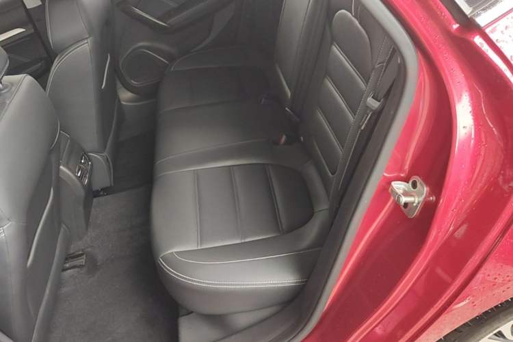 Used MG 6 2017 20T Automatic Prestige Internet Edition China V Standard Left Rear Seat