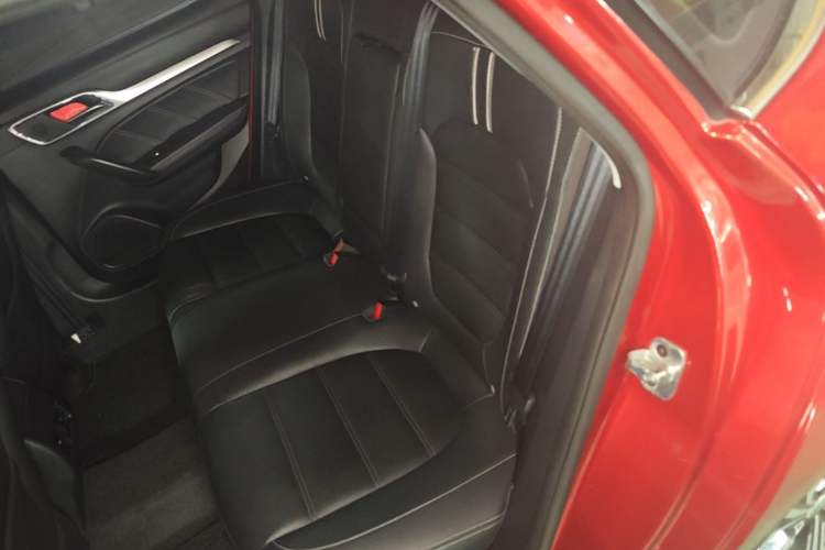 Used MG 6 2017 20T Automatic Luxury Smart Connect Version China V Standard Left Rear Seat