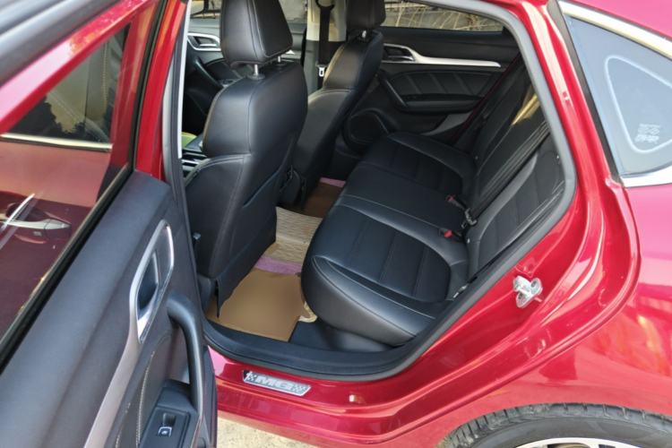 Used MG 6 2017 20T Automatic Luxury Smart Connect Version China V Standard Left Rear Seat