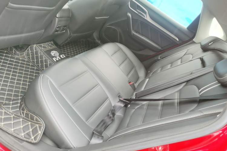 Used MG 6 2017 20T Automatic Luxury Smart Connect Version China V Standard Left Rear Seat