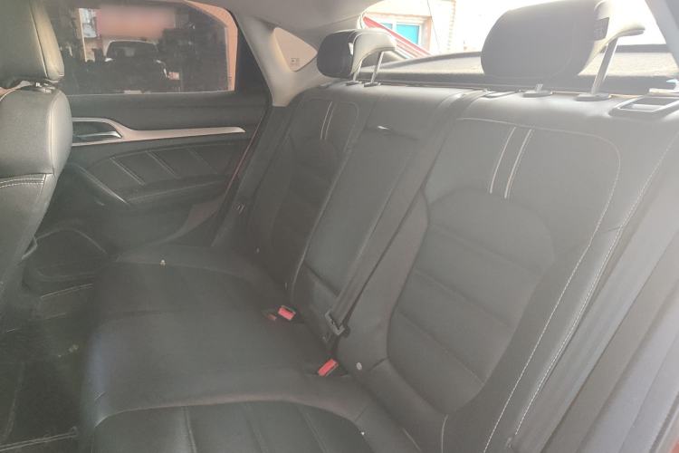 Used MG 6 2017 20T Automatic Luxury Smart Connect Version China V Standard Left Rear Seat