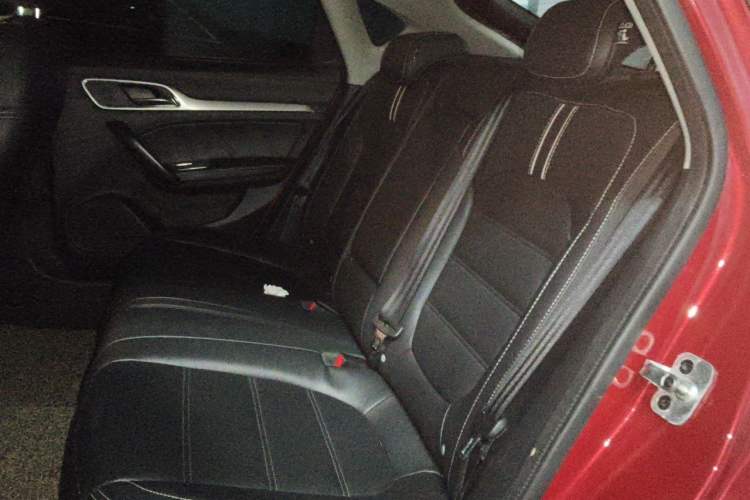 Used MG 6 2017 20T Automatic Luxury Smart Connect Version China V Standard Left Rear Seat