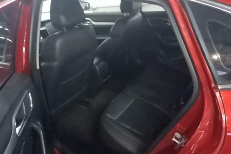 Used MG 6 2017 20T Automatic Luxury Smart Connect Version China V Standard Left Rear Seat