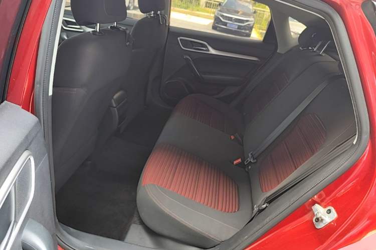 Used MG 6 2017 20T Automatic Elite Smart Connect Version China V Standard Left Rear Seat