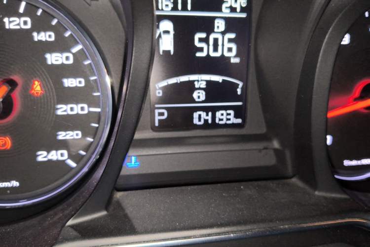 Used MG 6 2017 20T Automatic Luxury Smart Connect Version China V Standard Odometer Close Up
