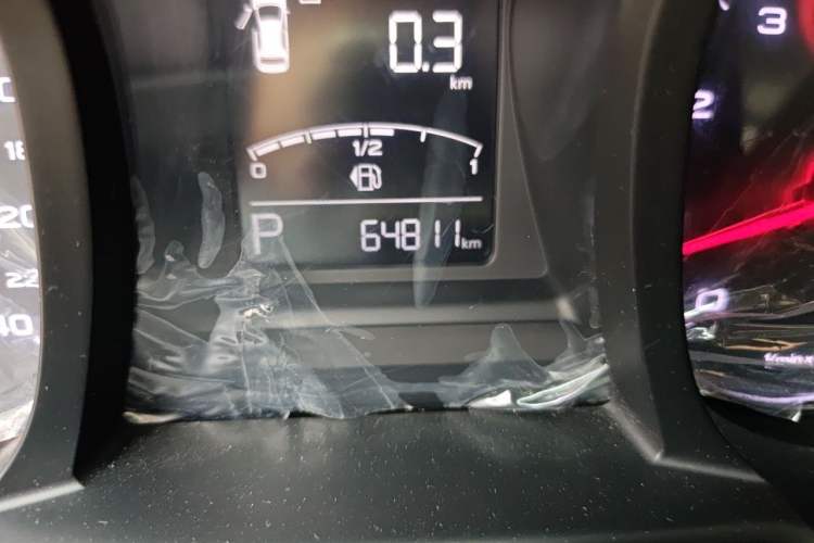 Used MG 6 2017 20T Automatic Luxury Smart Connect Version China V Standard Odometer Close Up