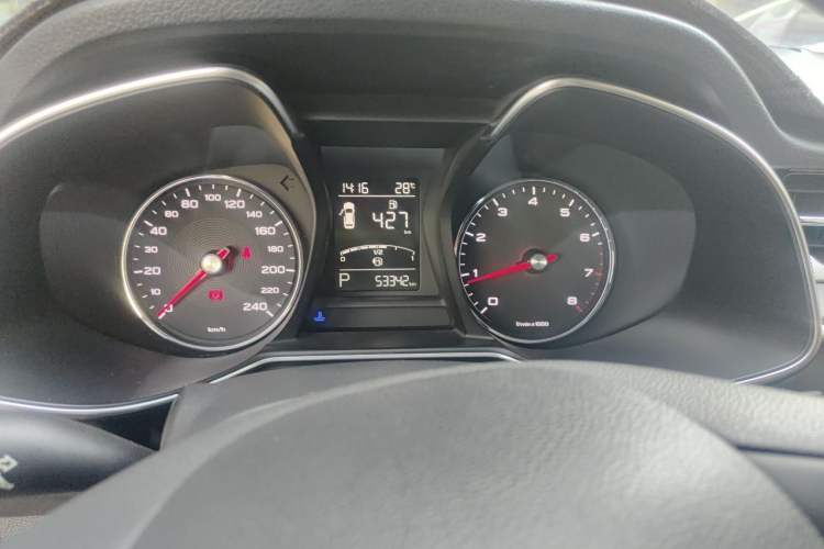 Used MG 6 2017 20T Automatic Luxury Smart Connect Version China V Standard Odometer Close Up