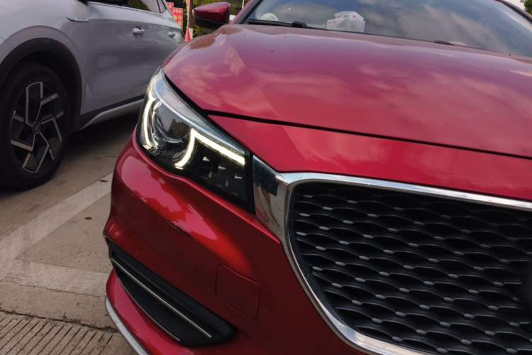 Used MG 6 2017 20T Automatic Luxury Smart Connect Version China V Standard Right Front Headlight