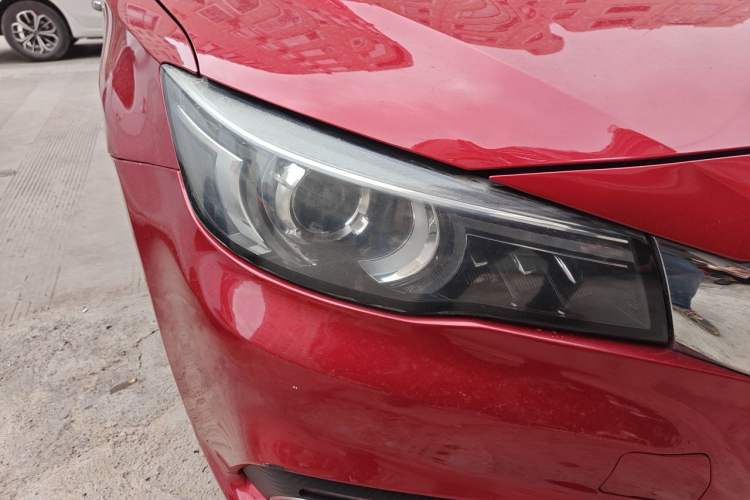 Used MG 6 2017 20T Manual Elite Smart Connect Version China V Standard Right Front Headlight
