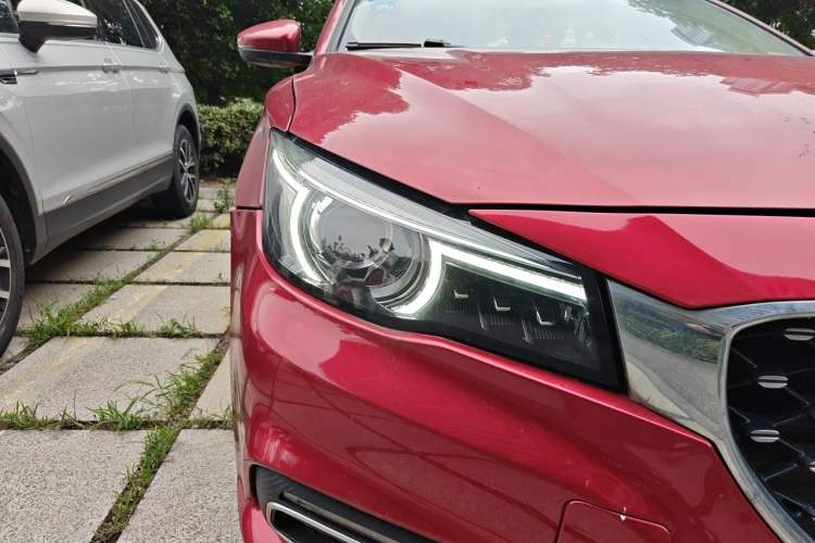 Used MG 6 2017 20T Automatic Trophy Prestige Internet Edition China V Standard Right Front Headlight