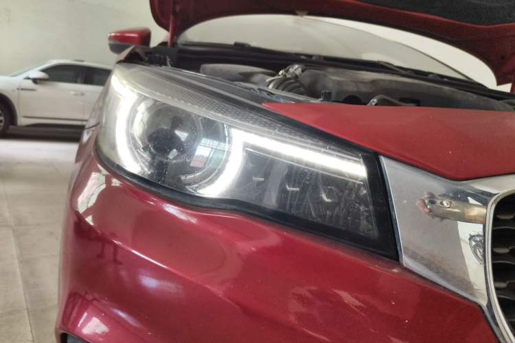 Used MG 6 2017 20T Automatic Elite Smart Connect Version China V Standard Right Front Headlight
