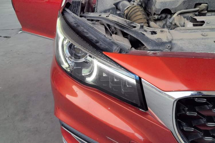 Used MG 6 2017 20T Automatic Luxury Smart Connect Version China V Standard Right Front Headlight