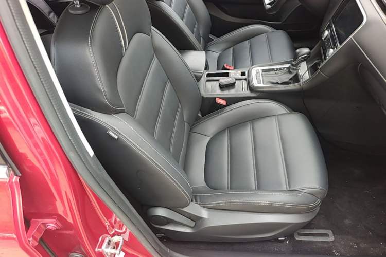 Used MG 6 2017 20T Automatic Luxury Smart Connect Version China V Standard Right Front Seat