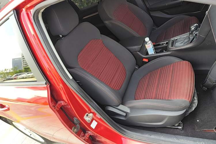 Used MG 6 2017 20T Automatic Elite Smart Connect Version China V Standard Right Front Seat
