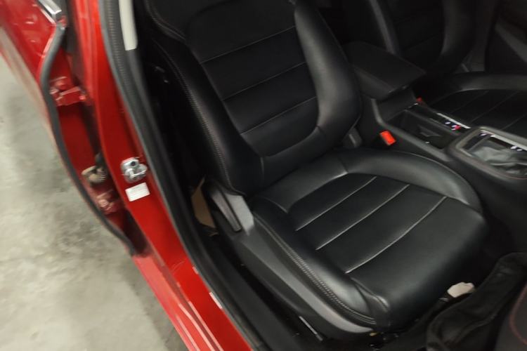 Used MG 6 2017 20T Automatic Elite Smart Connect Version China V Standard Right Front Seat