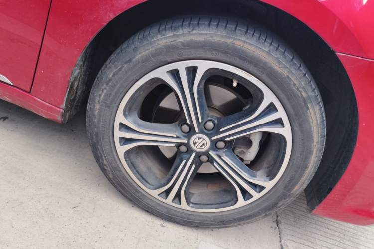 Used MG 6 2017 20T Automatic Luxury Smart Connect Version China V Standard Right Front Wheel Hub