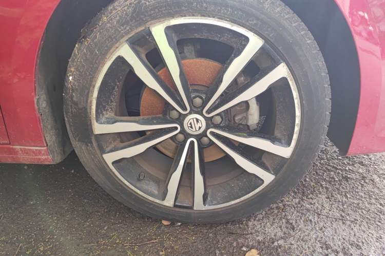 Used MG 6 2017 20T Automatic Trophy Prestige Internet Edition China V Standard Right Front Wheel Hub