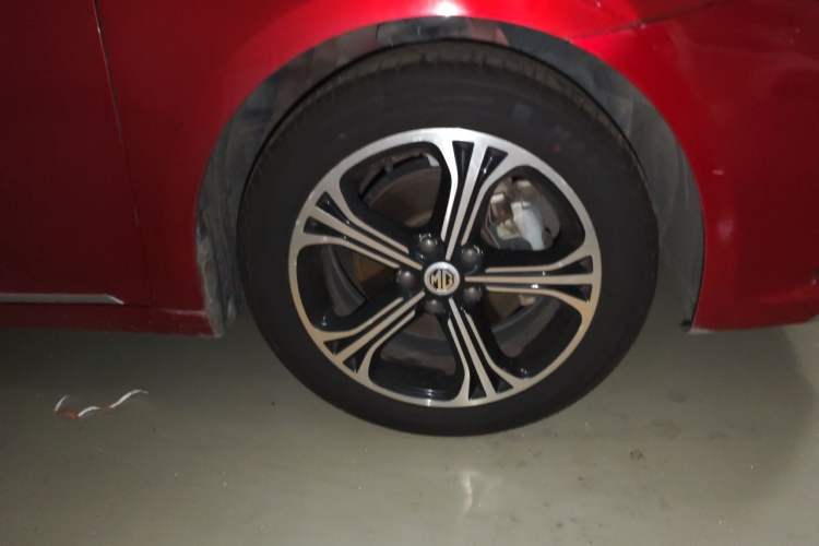 Used MG 6 2017 20T Automatic Luxury Smart Connect Version China V Standard Right Front Wheel Hub