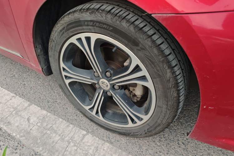 Used MG 6 2017 20T Automatic Luxury Smart Connect Version China V Standard Right Front Wheel Hub