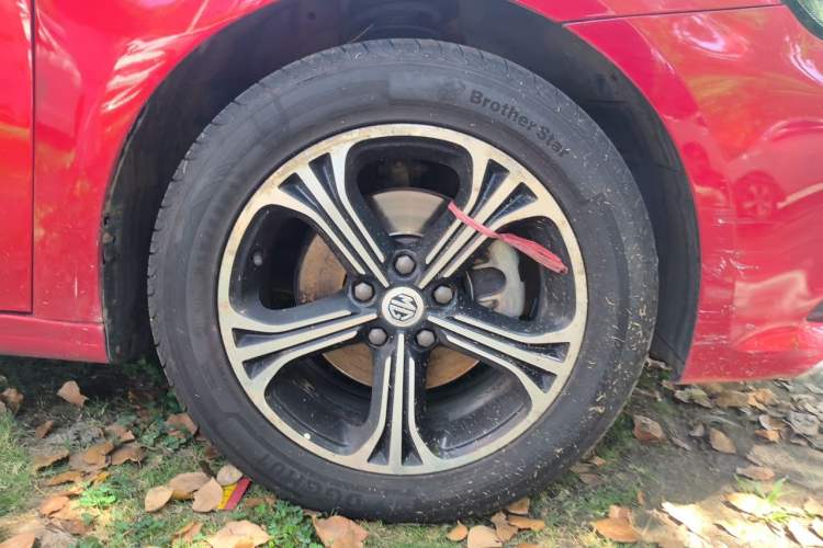 Used MG 6 2017 20T Manual Luxury Smart Connect Version China V Standard Right Front Wheel Hub