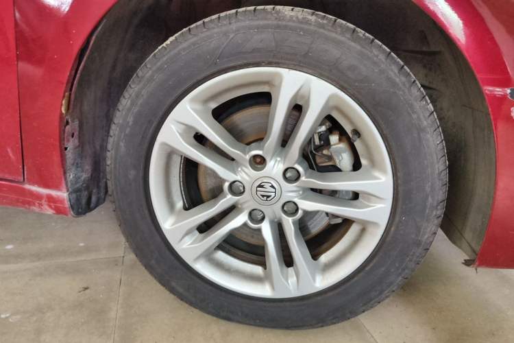 Used MG 6 2017 20T Automatic Elite Smart Connect Version China V Standard Right Front Wheel Hub