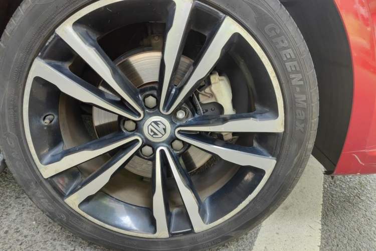 Used MG 6 2017 20T Automatic Trophy Prestige Internet Edition China V Standard Right Front Wheel Hub