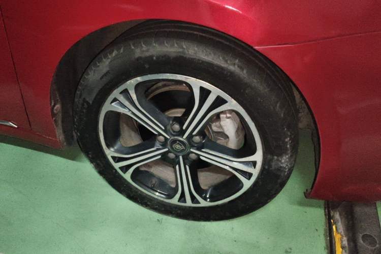 Used MG 6 2017 20T Automatic Luxury Smart Connect Version China V Standard Right Front Wheel Hub