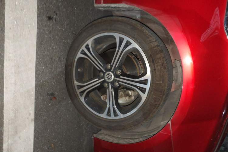 Used MG 6 2017 20T Automatic Luxury Smart Connect Version China V Standard Right Front Wheel Hub