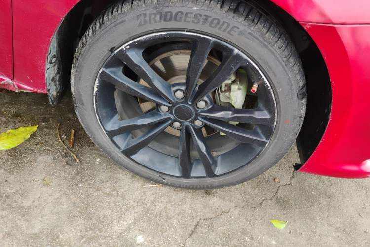 Used MG 6 2017 20T Automatic Trophy Prestige Internet Edition China V Standard Right Front Wheel Hub