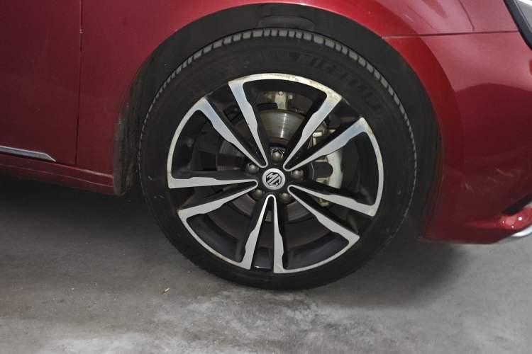 Used MG 6 2017 20T Automatic Trophy Prestige Internet Edition China V Standard Right Front Wheel Hub