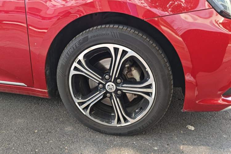 Used MG 6 2017 20T Automatic Luxury Smart Connect Version China V Standard Right Front Wheel Hub