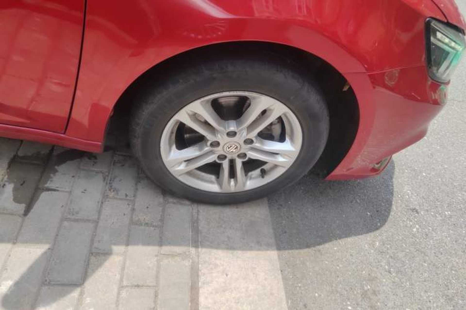 Used MG 6 2017 20T Automatic Elite Smart Connect Version China V Standard Right Front Wheel Hub