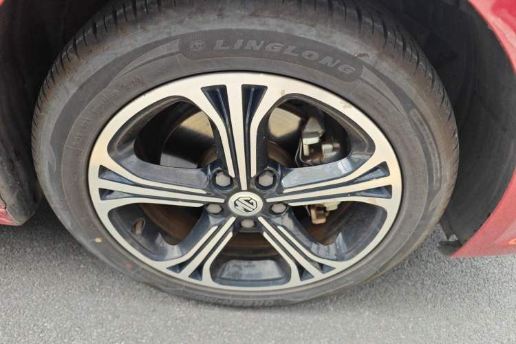 Used MG 6 2017 20T Automatic Luxury Smart Connect Version China V Standard Right Front Wheel Hub