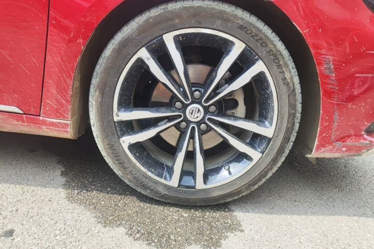 Used MG 6 2017 20T Automatic Trophy Prestige Internet Edition China V Standard Right Front Wheel Hub