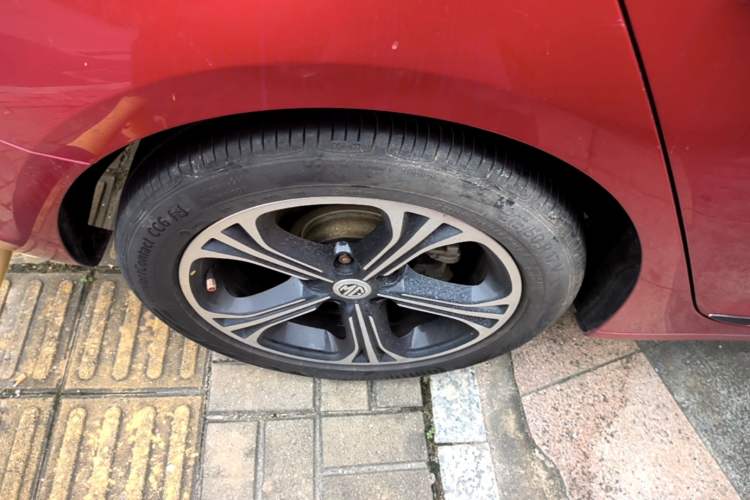 Used MG 6 2017 20T Automatic Luxury Smart Connect Version China V Standard Right Rear Wheel Hub